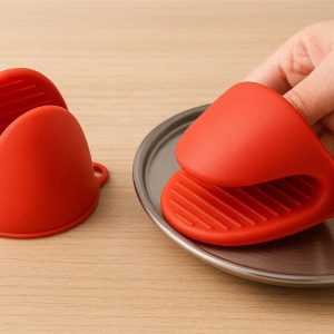 Mini Silicone Pinch Mitts Heat Resistant Pot Holders Small Kitchen Oven Gloves for Quick Handling of Hot Plates and Lids